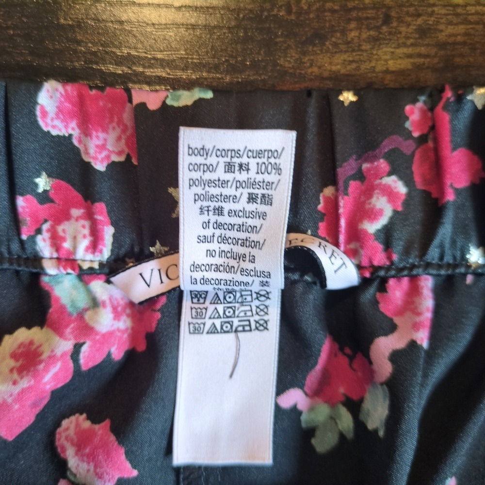 Victoria's Secret Black Floral Star Satin Pajama Shorts XS Pink Loungewear - Picture 5 of 10